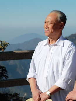 历史转折中的邓小平剧情介绍_天天影视