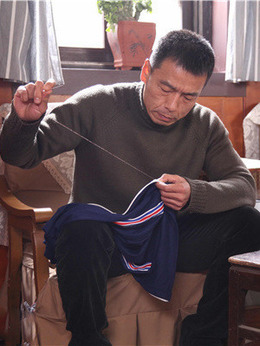 哥哥姐姐的花样年华剧情介绍_天天影视