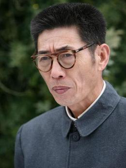 看不见的背后剧情介绍_天天影视