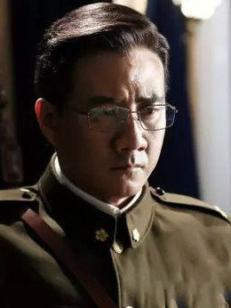 潜伏在黎明之前剧情介绍_天天影视