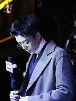 娱乐没有圈剧情介绍_天天影视