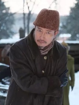 第一声枪响剧情介绍_天天影视