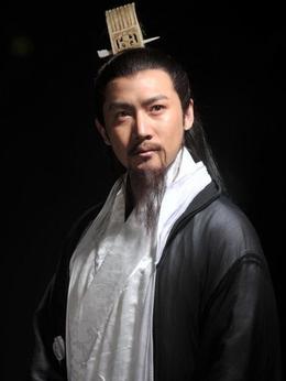 新三国剧情介绍_天天影视