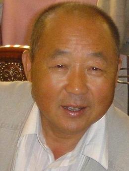 岳父也是爹剧情介绍_天天影视