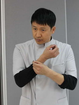 推拿剧情介绍_天天影视