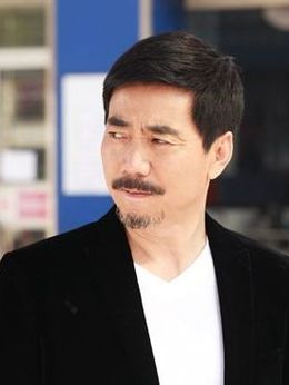 奇葩一家亲剧情介绍_天天影视