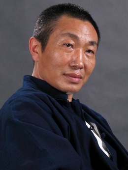 警察世家剧情介绍_天天影视