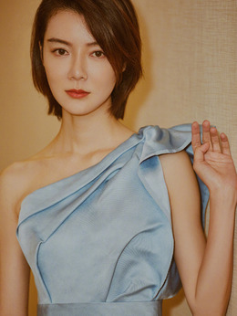 狂花凋落之偷天谍影剧情介绍_天天影视