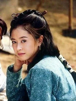 少年英雄方世玉剧情介绍_天天影视