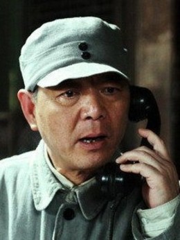 孤军英雄剧情介绍_天天影视