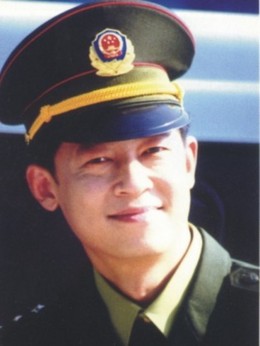 刑警本色1剧情介绍_天天影视