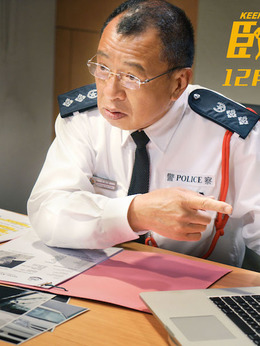 卧底巨星剧情介绍_天天影视