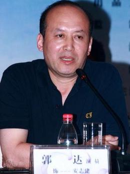 甲天下剧情介绍_天天影视