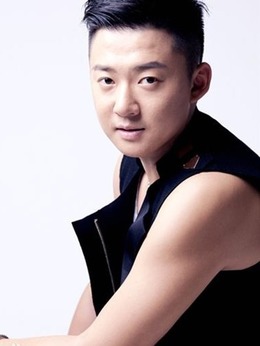 独家头条2：众矢之的剧情介绍_天天影视