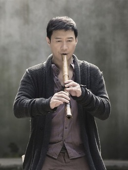 夜孔雀剧情介绍_天天影视