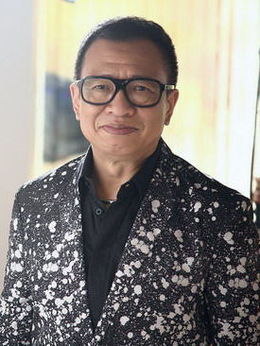 华丽一族剧情介绍_天天影视