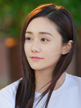 怦然心动的小姐姐剧情介绍_天天影视