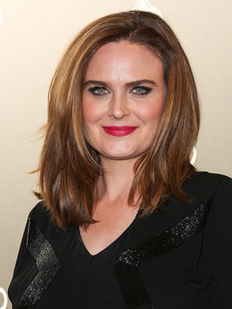 识骨寻踪第一季剧情介绍_天天影视