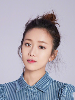 笨蛋爱上两个你剧情介绍_天天影视