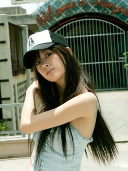 母亲与情人剧情介绍_天天影视