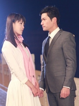 枪与玫瑰剧情介绍_天天影视